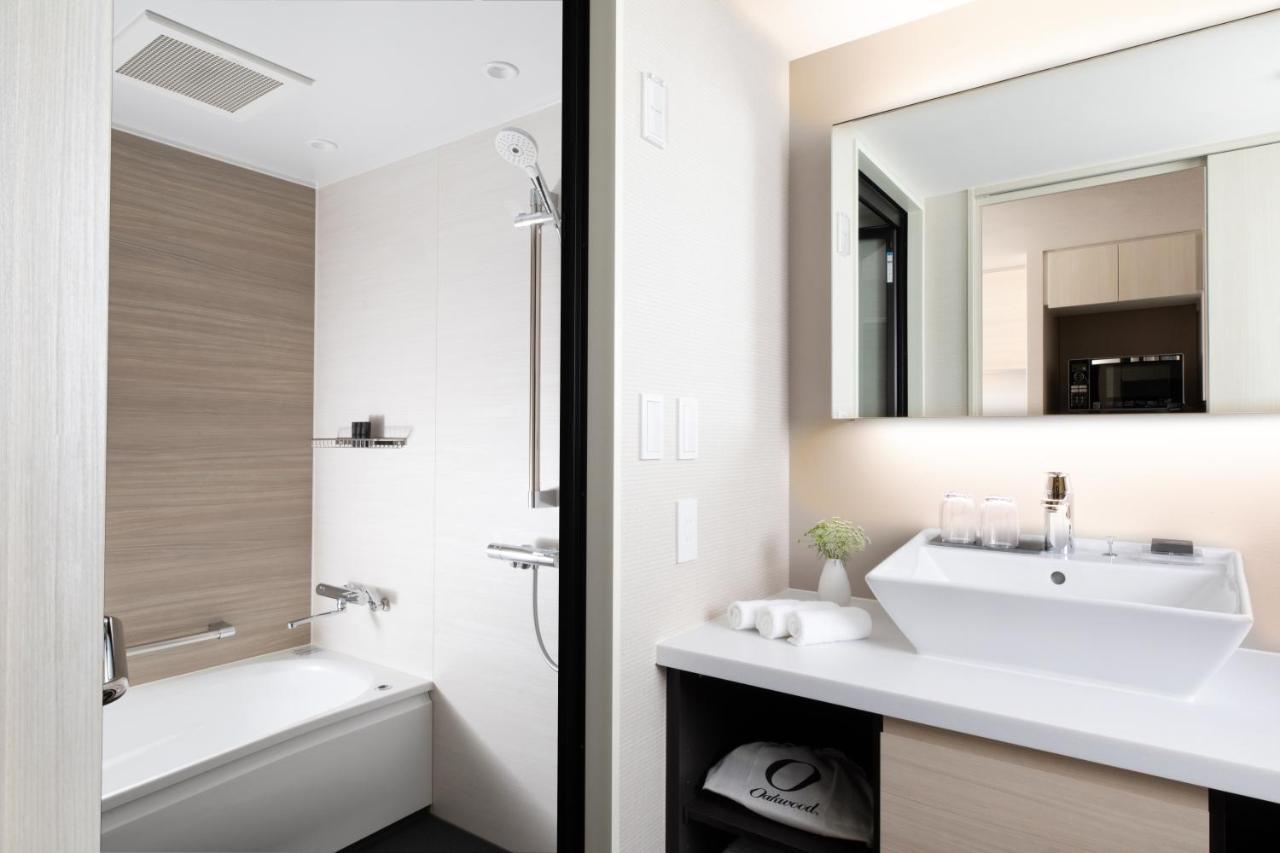 Oakwood Suites Yokohama Yokohama  Exterior foto Bathroom